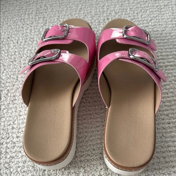 Chinese Laundry Pink Sandals - Picture 2 of 4